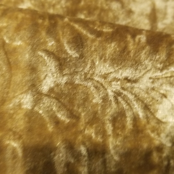 Beautiful Italian patterned scarf - Picture 2 of 6